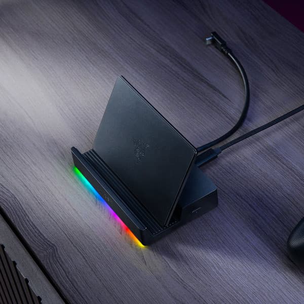 Razer Handheld Dock Chroma 4